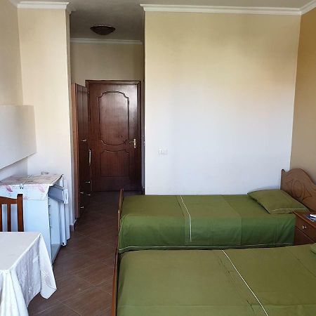 Hotel Palma Durres Exterior photo